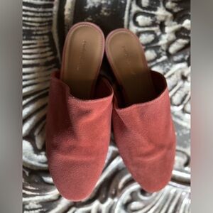 Elegant Coral Anthropologie CHARLIZE Suede Mules 8